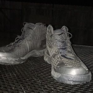 UnderArmour Hiking boots